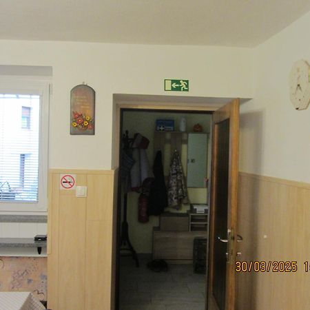 Apartma Vilma 科巴里德 外观 照片