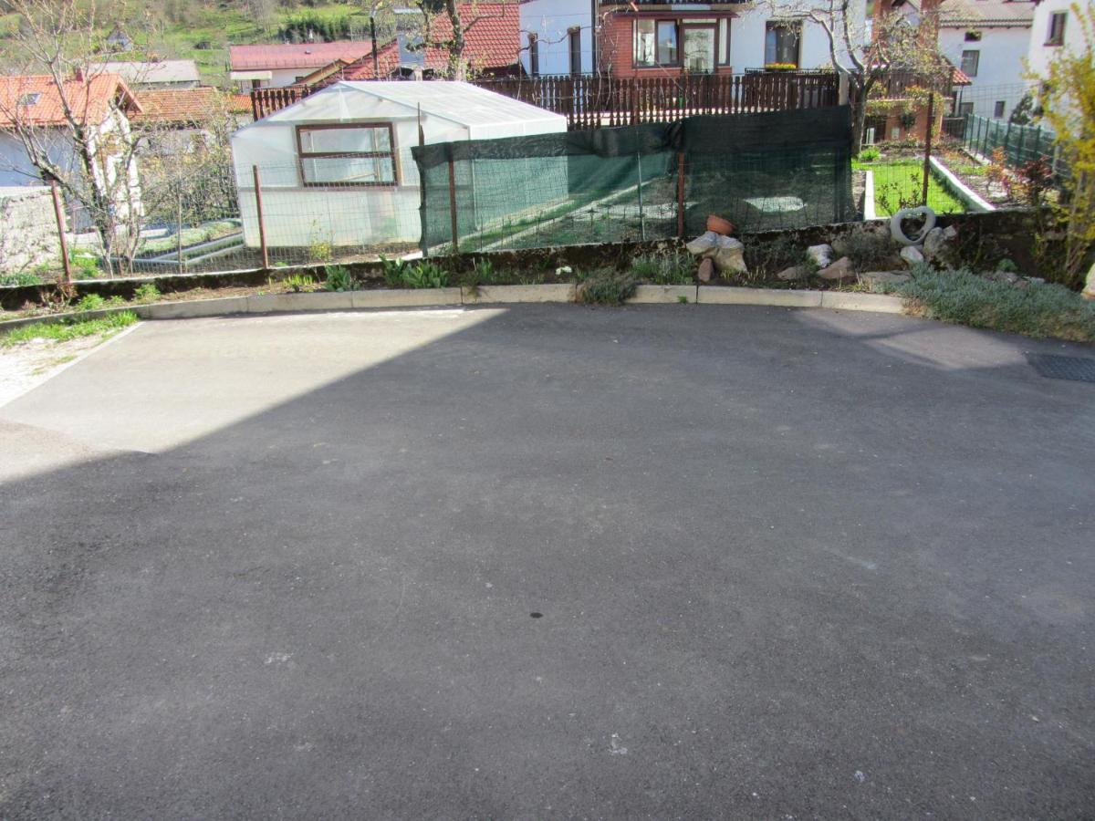 Apartma Vilma 科巴里德 外观 照片